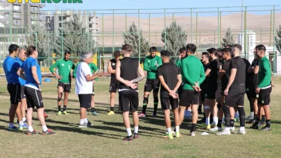 Şanlıurfaspor, beklentileri karşılayarak 4-1'lik galibiyetle sahadan ayrıldı.